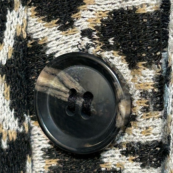 Lush ultra soft leopard print cardigan - Picture 10 of 11